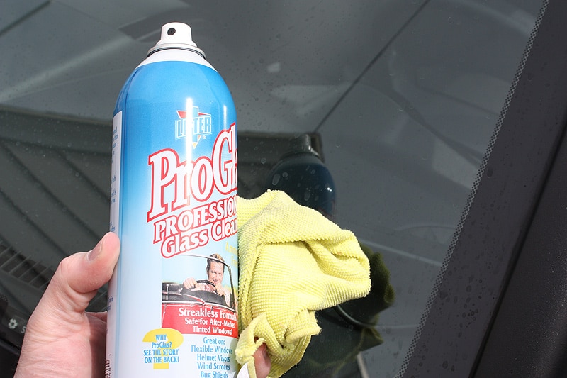 Cleaning front windshield