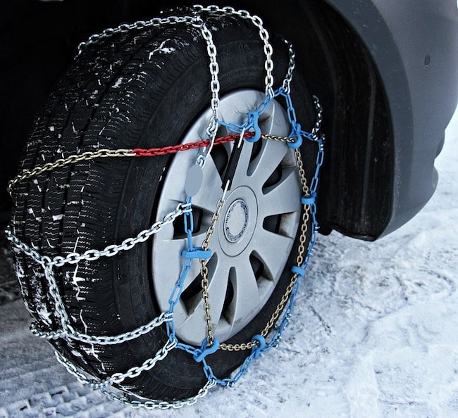 Winter top tire chains for snow secure traction chains