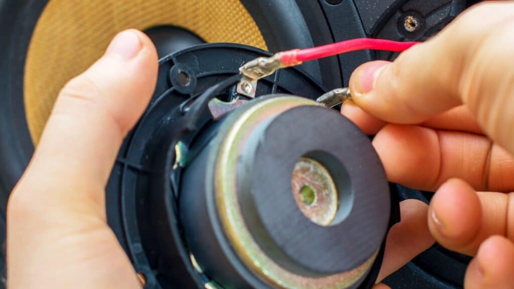 Why Are My Speakers Making a Static Noise? 5 Ways to Fix It